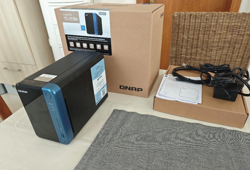 QNAP TS-253Be "high performance" NAS, Computers en Software, NAS, Ophalen of Verzenden