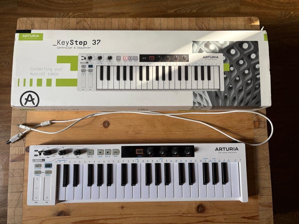 ARTURIA KEYSTEP 37, Muziek en Instrumenten, Ophalen, Gebruikt