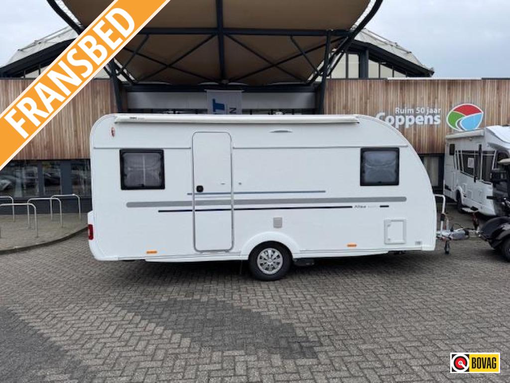 Adria Altea 462 PU, Lit dans la longueur, 5 à 6 mètres, Adria, Banquette en rond