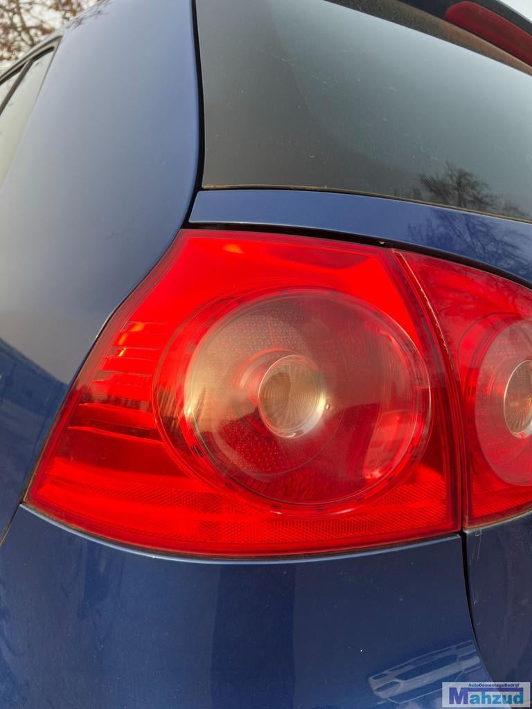 VW GOLF 5 links buiten achterlicht 2004-2009, Auto-onderdelen, Verlichting, Volkswagen, Gebruikt