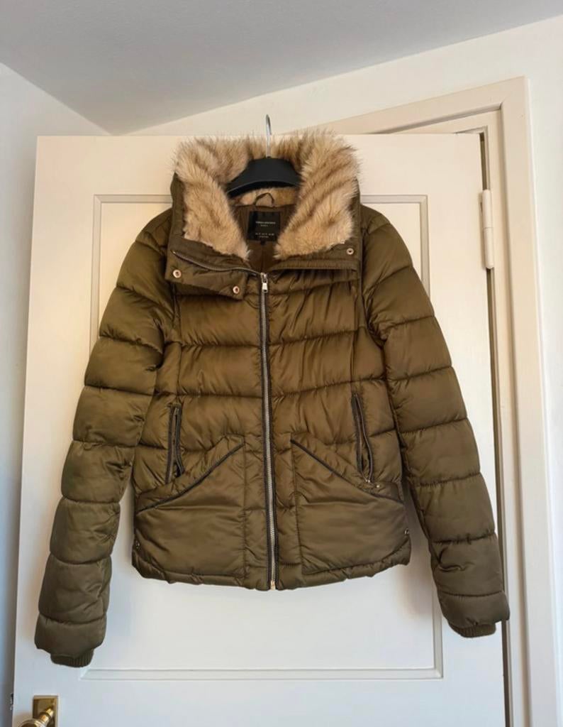 Zara groene winterjas, Kleding | Dames, Jassen | Winter, Verzenden, Gedragen, Maat 36 (S), Groen