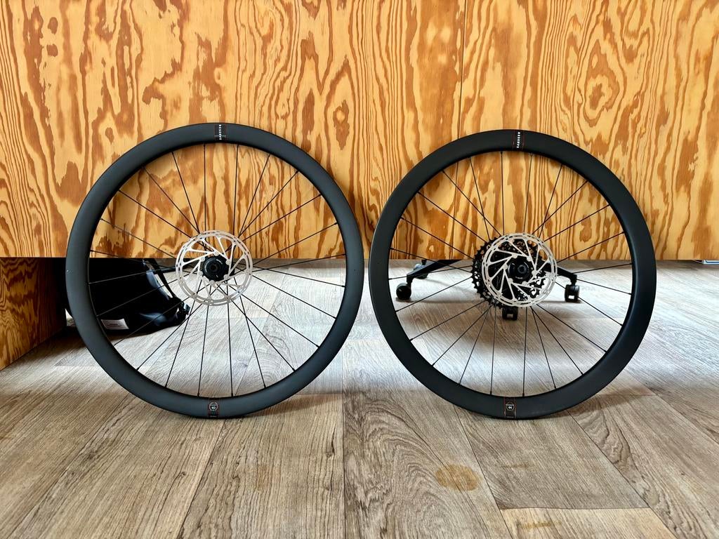 Reserve 40/44 Carbon wielset, Fietsen en Brommers, Fietsonderdelen, Zo goed als nieuw, Wiel, Carbon, Gravelbike, Racefiets, Ophalen