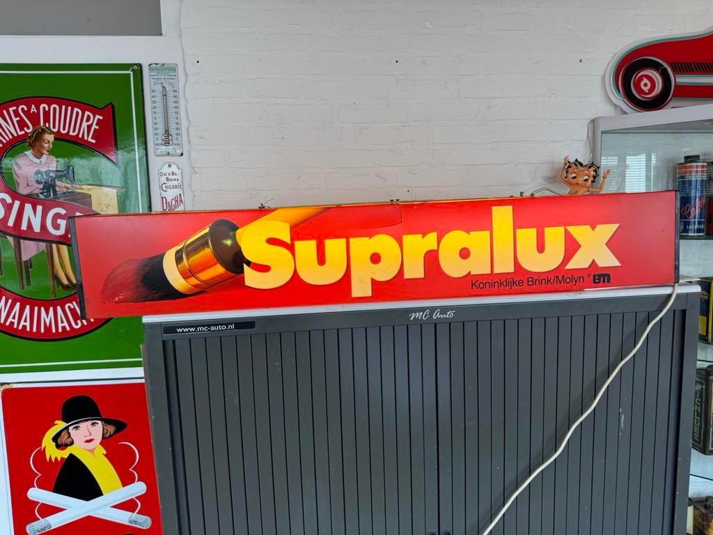 Boîte à lumière publicitaire Supralux Paint, Enlèvement, Utilisé, Table lumineuse ou lampe (néon)