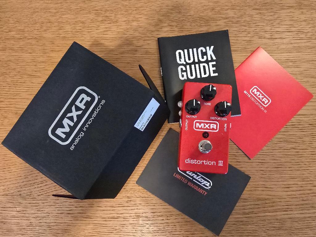 Pédale effet guitare MXR M115 Distortion III, Muziek en Instrumenten, Effecten, Zo goed als nieuw, Distortion, Overdrive of Fuzz