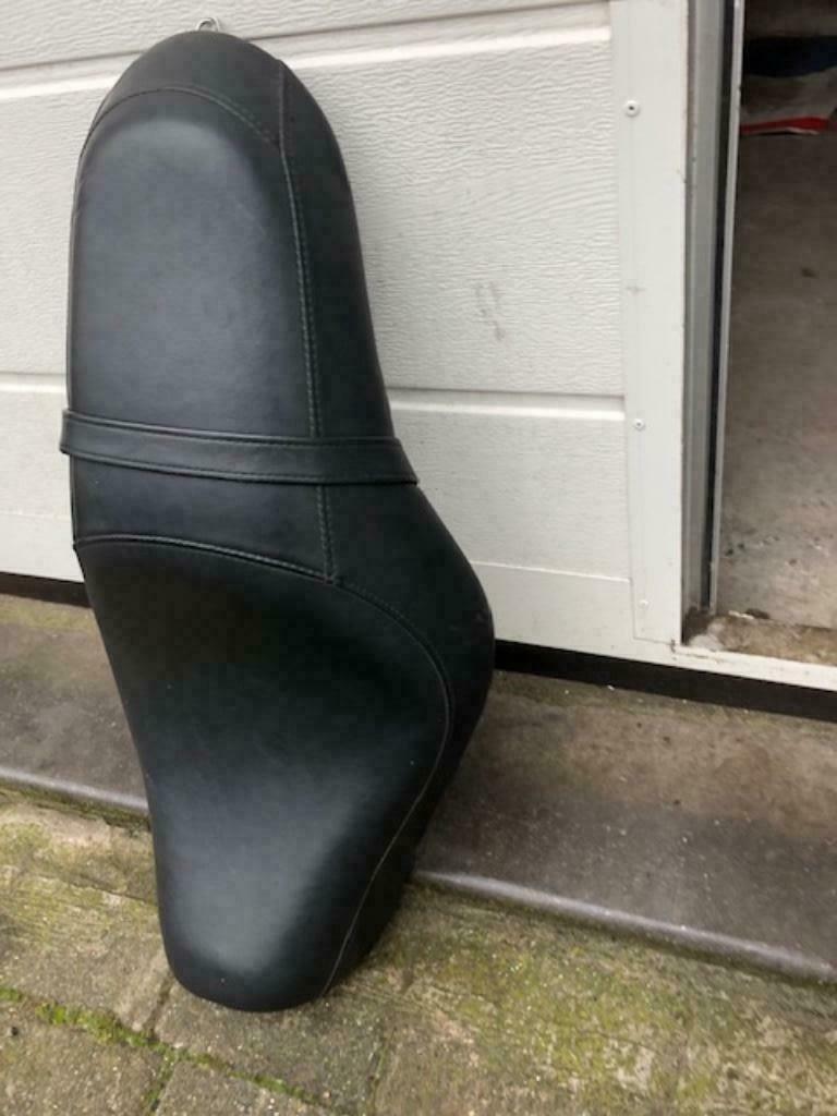 HARLEY DAVIDSON ORGINELE LUXE ZADEL 2004 TOT ..., Ophalen of Verzenden, Gebruikt