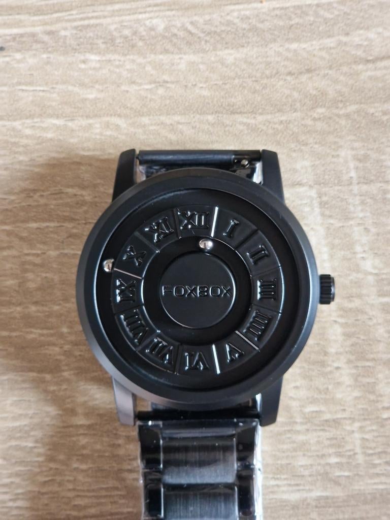 Herenhorloge. Magnetische balletjes. Nieuw., Ophalen of Verzenden, Nieuw