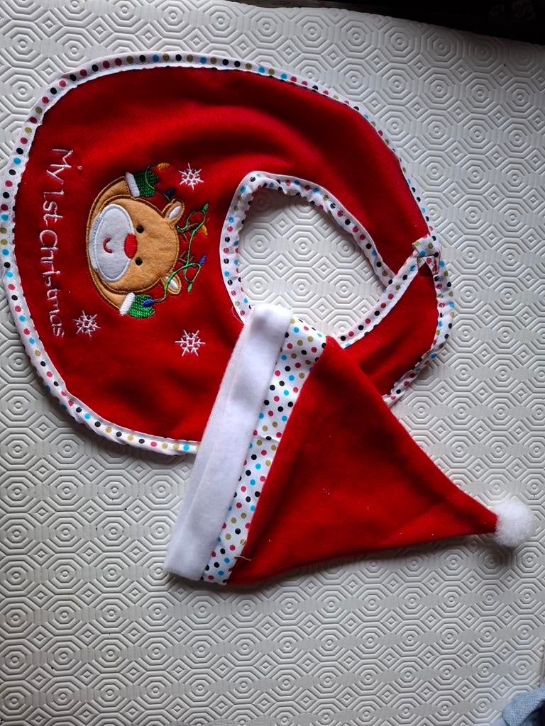 Bavet en kerstmuts set, Ophalen of Verzenden, Zo goed als nieuw