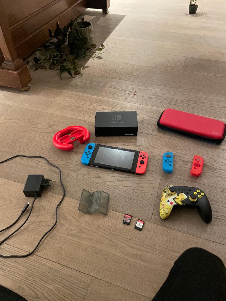 Nintendo Switch, Met games, Ophalen of Verzenden, Zo goed als nieuw, Switch Original
