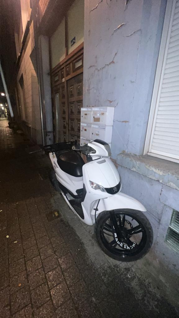 poegot tweet 49cc, Ophalen, Zo goed als nieuw