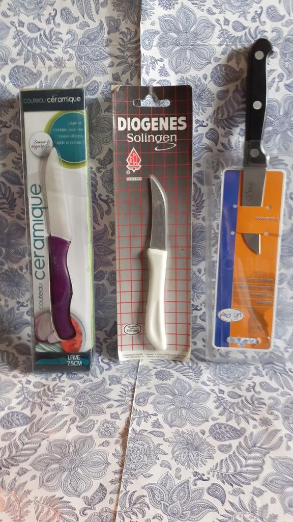 3 couteaux a legume neuf, Enlèvement ou Envoi, Neuf