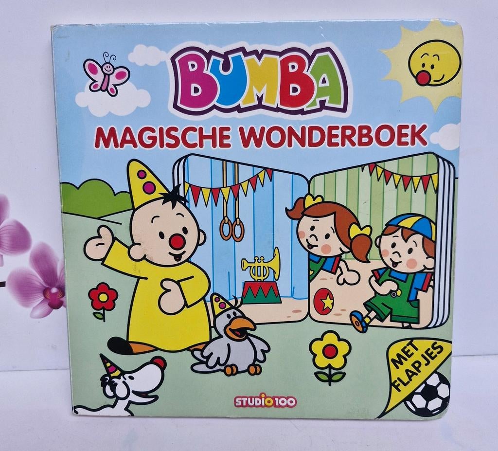 💛 Boek: Bumba Magische WonderBoek, Ophalen of Verzenden, Studio 100, Uitklap-, Voel- of Ontdekboek