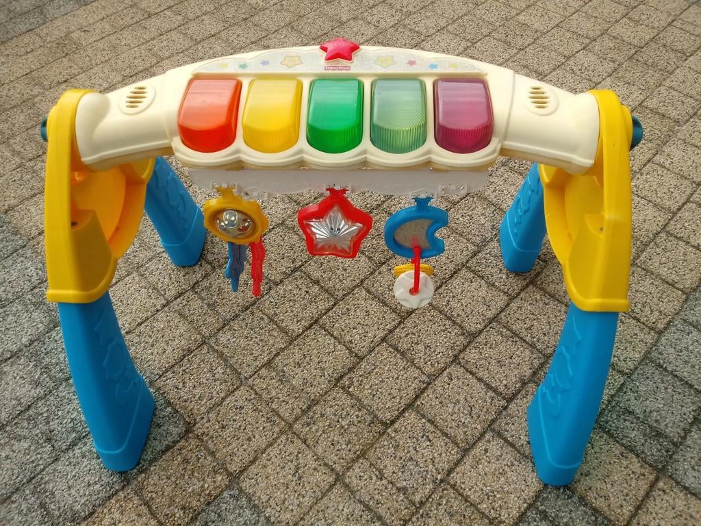 Fisher-Price piano met verschillende lichtjes in de toetsen, Ophalen of Verzenden, Zo goed als nieuw, Met licht