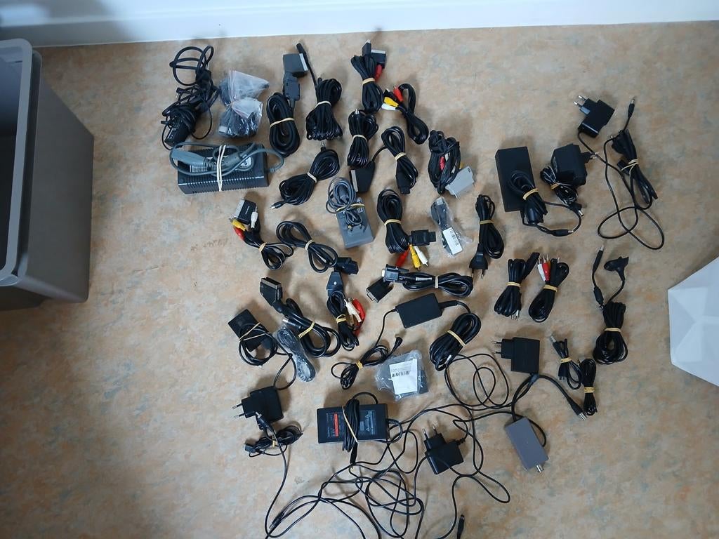 Cables sega nintendo playstation, Enlèvement ou Envoi, Utilisé