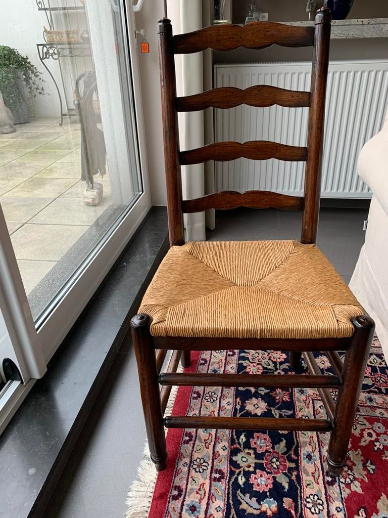 6 eiken stoelen met biezen en kussentje, Enlèvement