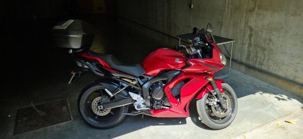 Yamaha fz6 2008, Motos, Motos | Yamaha, Particulier, Naked bike, plus de 35 kW, 4 cylindres, Permis Moto A, Enlèvement