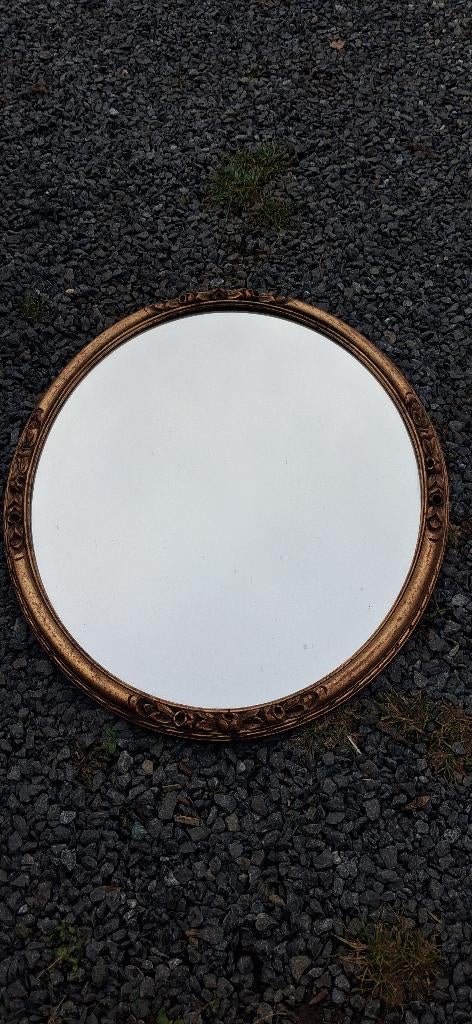 Miroirs, Enlèvement