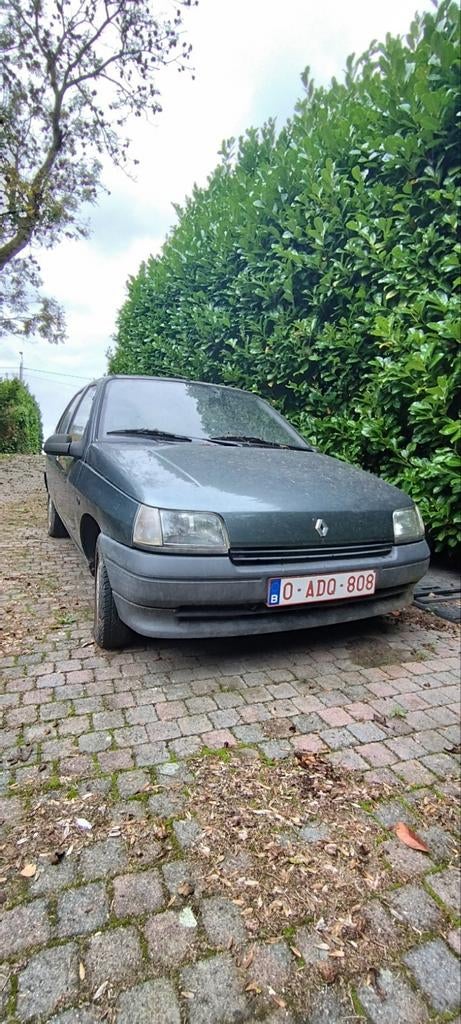 Renault clio 1200cc de 1990 74000 km 2 propriétaire, Particulier, Te koop, Clio