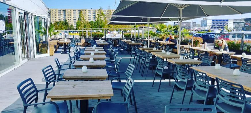 +30 terras tafels horeca/events in hout met voet - prijs otk, Tuin en Terras, Tuintafels, Ophalen, Gebruikt, Vierkant, Hout