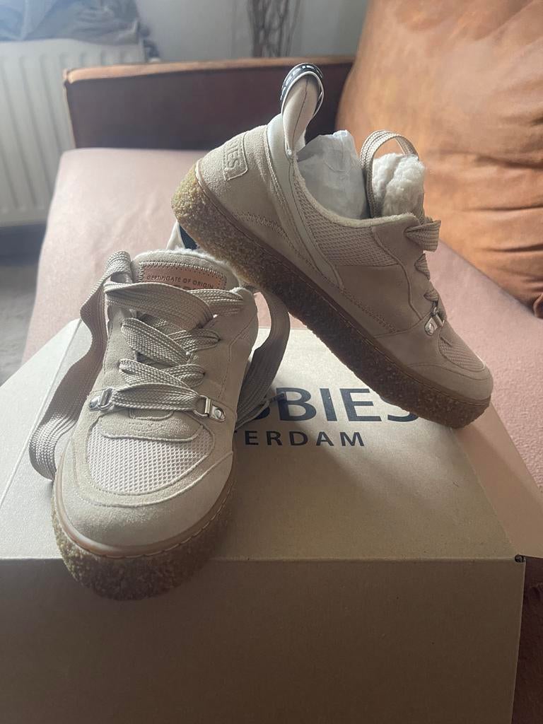 Dames Shoenen, Ophalen, Nieuw