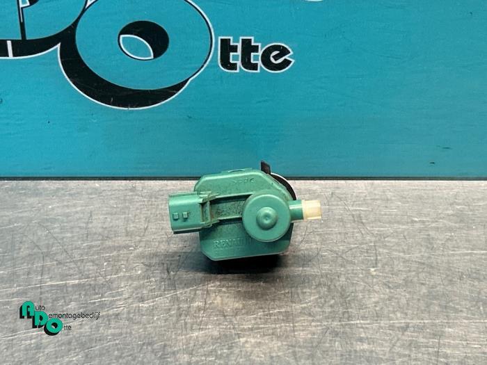 Moteur phare d'un Renault Twingo (Twingo 07-), Autos : Pièces & Accessoires, Renault, -, 3 mois de garantie, Utilisé