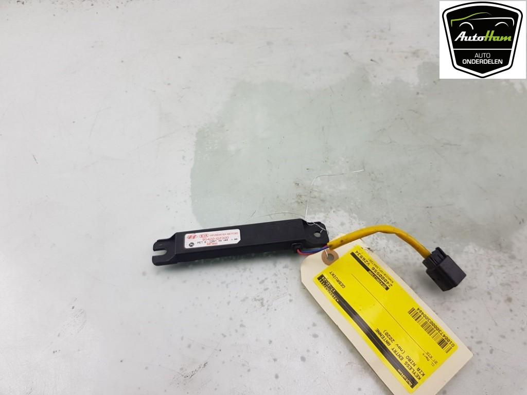 ANTENNE D'ACCÈS SANS CLÉ Kia Niro I (DE) (|95420G2300|), Autos : Pièces & Accessoires, Autres pièces automobiles, Kia, Utilisé