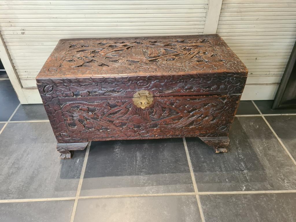 Handgesneden antieke kist, Antiek en Kunst, Ophalen