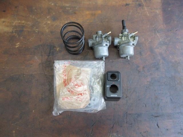 Honda PX50 onderdelen, Fietsen en Brommers, Brommeronderdelen | Oldtimers, Ophalen of Verzenden, Zo goed als nieuw, Carburateur