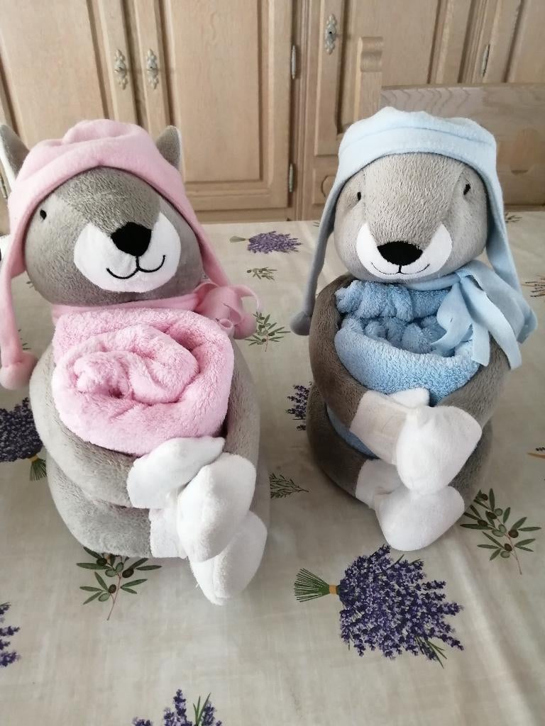 knuffels met fleece dekentje, Overige typen, Ophalen of Verzenden, Zo goed als nieuw, Roze