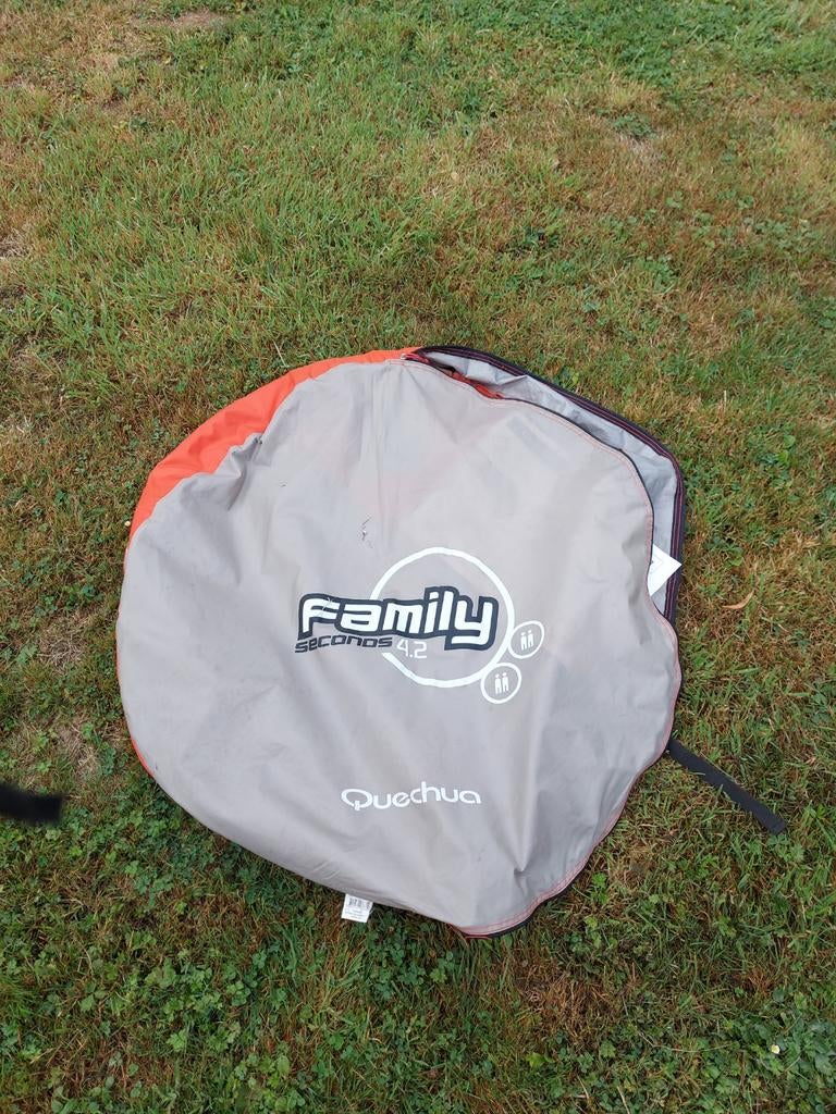 Neuf : tente Quechua family 4.2, Caravanes & Camping, Enlèvement