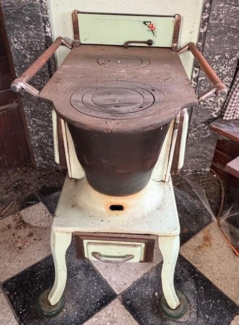 Leuvense stoof, Antiquités & Art, Enlèvement