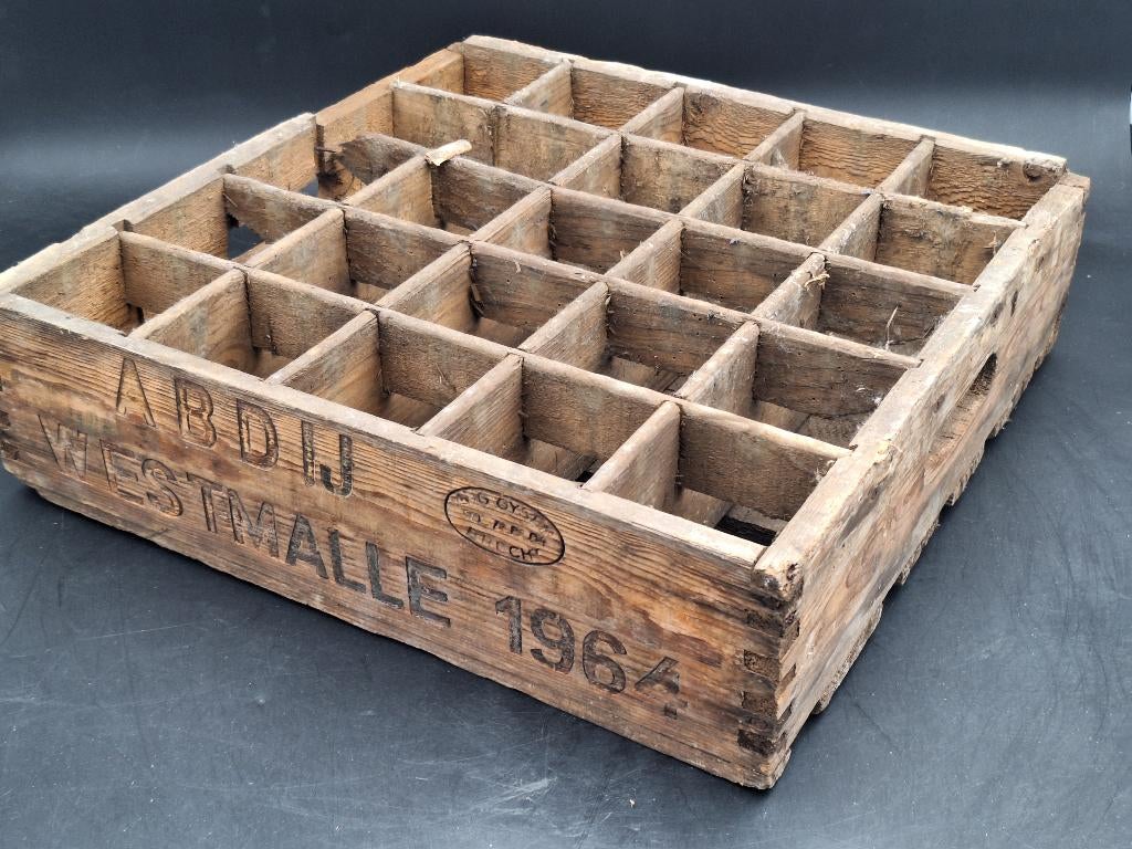 oude bierbak Abdij Westmalle 1964, Verzamelen, Biermerken, Ophalen of Verzenden, Gebruikt, Overige typen, Overige merken