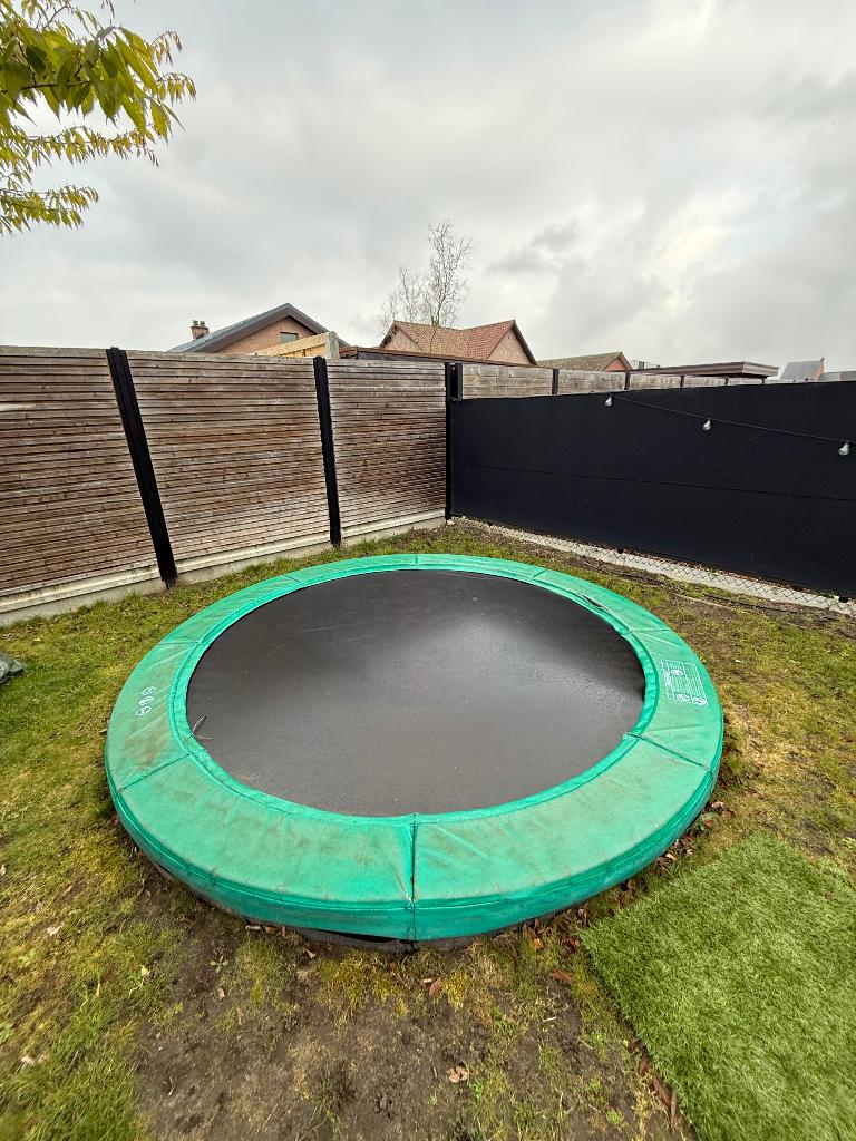 Inbouw trampoline akrobat, Ophalen, Gebruikt