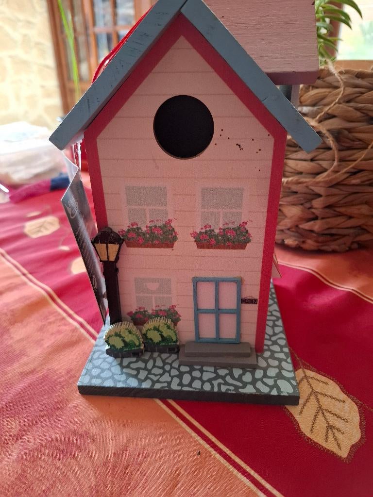 Nichoirs 2 modèles différents, Enlèvement, Neuf