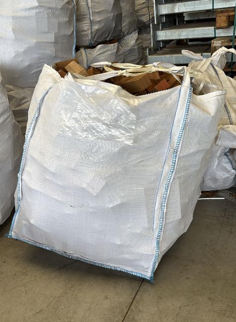 Brandhout Afromosia – Bigbag 1 m³ – €90, Jardin & Terrasse, Bois de chauffage, Bûches, Autres essences de bois, Moins de 3 m³