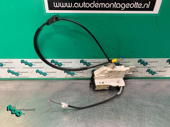 Serrure portière mécanique 2portes droite d'un Citroen C4, -, 3 mois de garantie, Utilisé, -