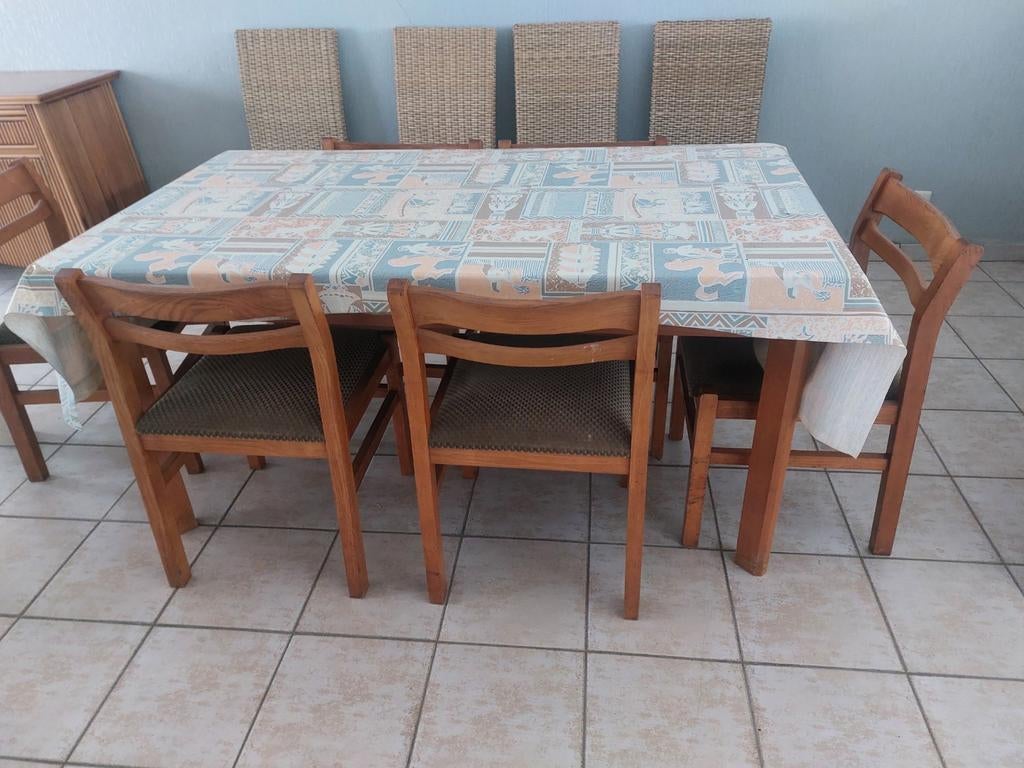 Tafel en 6 stoelen, Enlèvement