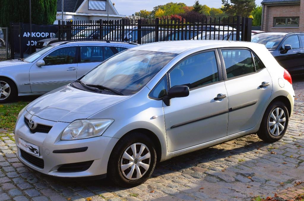 Toyota Auris 1.4D-4D/GPS/1st Owner/HISTORY, Auto's, Voorwielaandrijving, Stof, Zwart, 4 cilinders