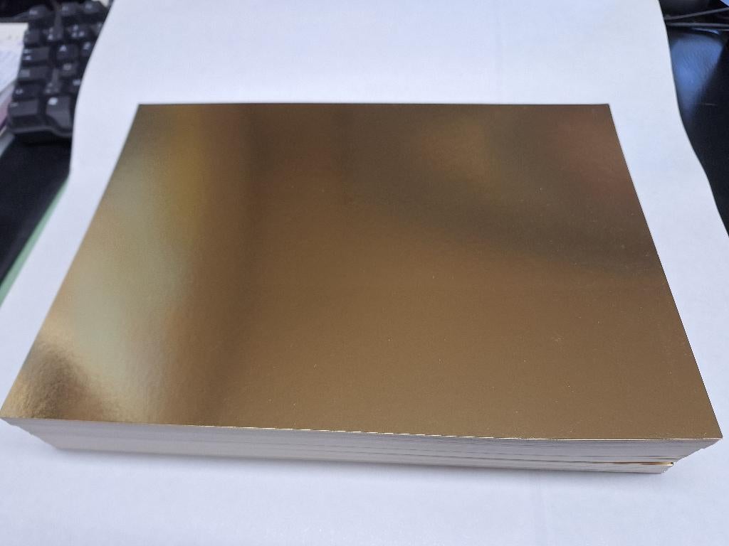 Karton Goud Papier 250 gram A4 + gratis 29.7 x 10.5 cm, Divers, Papeterie, Enlèvement, Neuf