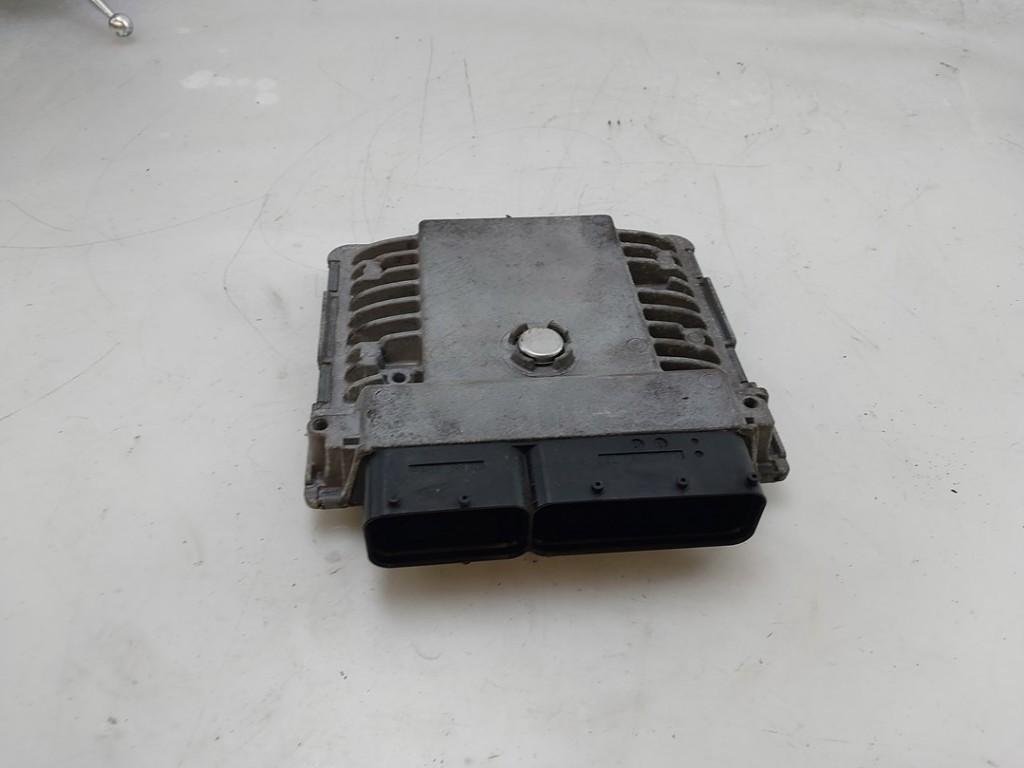 CALCULATEUR MOTEUR ECU Polo V (6R) (|03F906070D|), Volkswagen, Utilisé, Continental AG, Continental-Plaza 1
30175  Hannover, DE