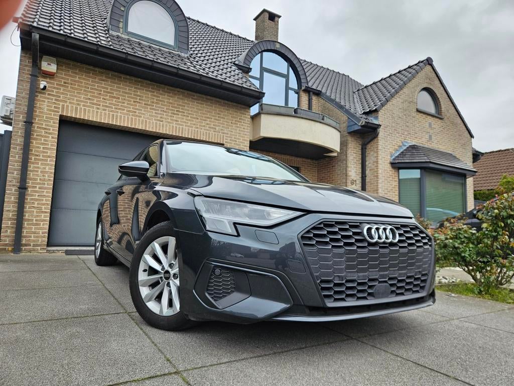 Audi A3 Sportback TFSI / NAVI / CARPLAY / ** SUPER DEAL **, Argent ou Gris, Euro 6, Entreprise, 5 portes