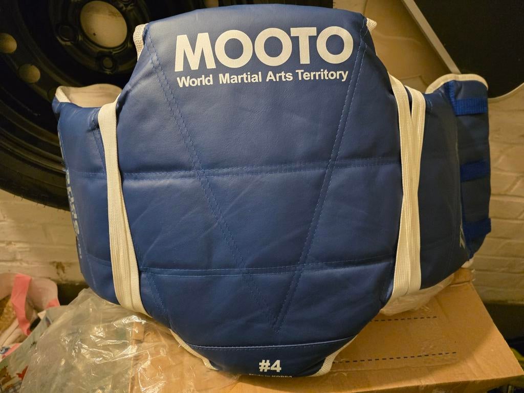 Panser taekwondo maat 4 20€, Sport en Fitness, Vechtsporten en Zelfverdediging, Ophalen, Taekwondo