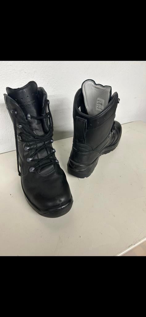 Paire de chaussures de sécurité HAIX, Ophalen, Zo goed als nieuw