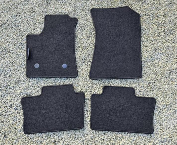 Tapis de sol Renault Austral, Enlèvement, Utilisé