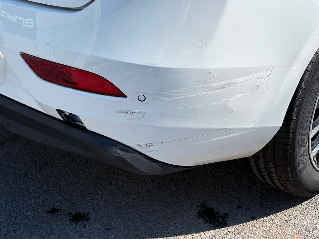 | Volvo V40 2.0 Benzine | 2019.06 | 99.000 km's | Accident, Auto's, 90 kW, Euro 6, Wit, Bedrijf