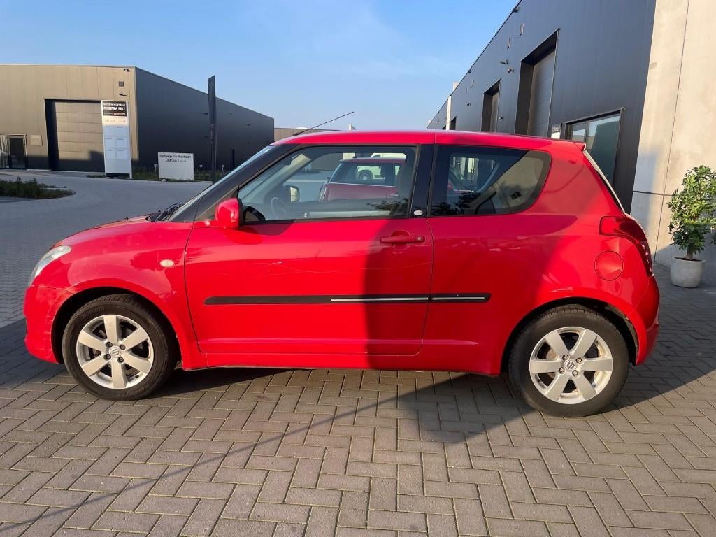 Suzuki Swift 1.3I Comfort, Airco, Met keuring en garantie, Voorwielaandrijving, 4 zetels, Stof, 140 g/km