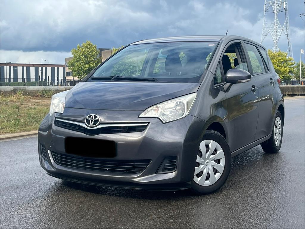 Toyota Verso S 1.3i VVT-i Benzine //136.000KM EURO5//, Autos, Toyota, Achat, Entreprise, Boîte manuelle, Entretenue par le concessionnaire