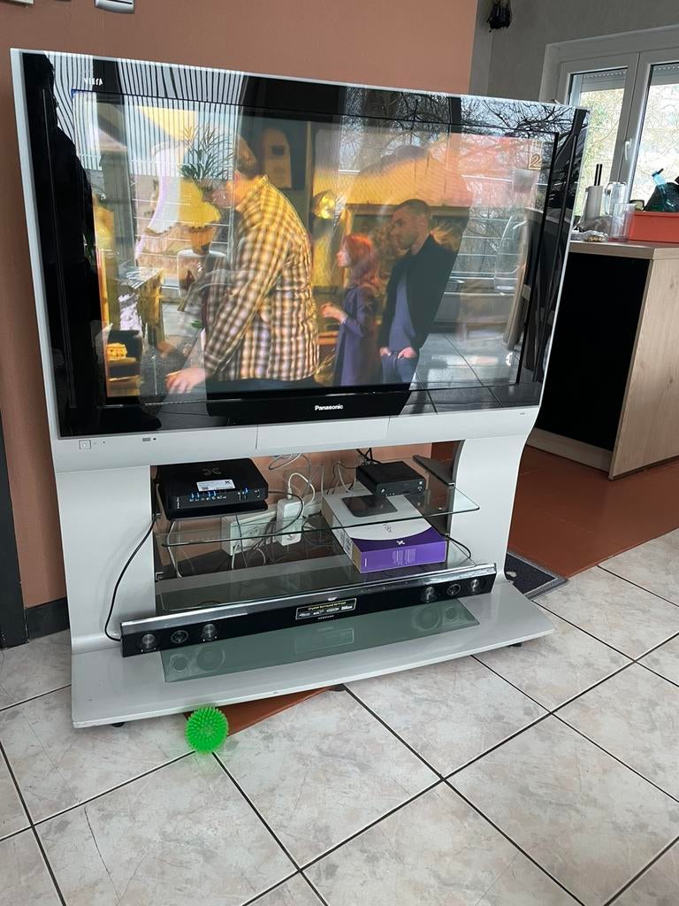 Tv ecran plat, Enlèvement ou Envoi, Comme neuf