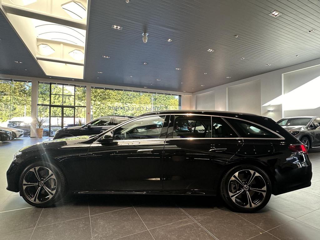 Mercedes-Benz E-Klasse 300 DE Break Luxury Line | Trekhaak |, Auto's, Mercedes-Benz, Automaat, Gebruikt, 2260 kg, Zwart
