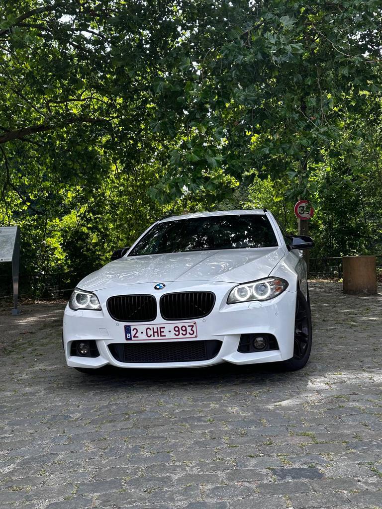 bmw f11 518d, Autos, BMW, Euro 6, 5 portes, Automatique, Particulier