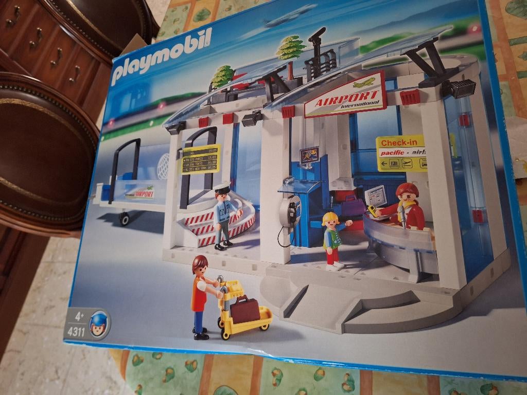 Playmobil incheckbalie. luchthaven 4311, Kinderen en Baby's, Speelgoed | Playmobil, Ophalen, Gebruikt